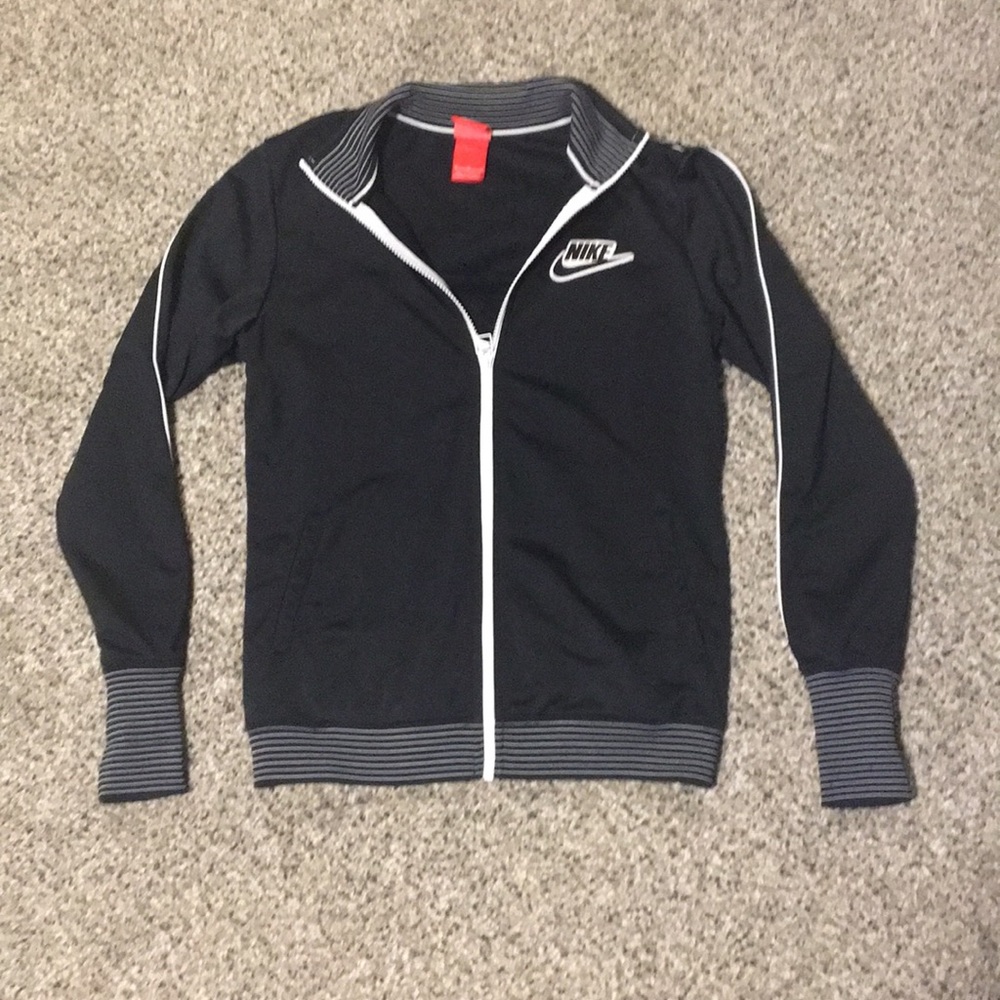 Nike active wear jacket